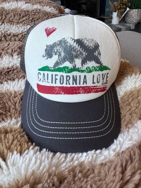 Billabong california trucker mesh hat